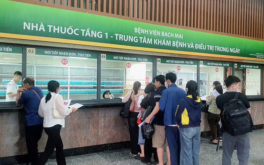 QUẦY THUỐC ĐẦY ĐỦ SẢN PHẨM CHĂM SÓC SỨC KHỎE TẠI ĐƯỜNG LÁNG