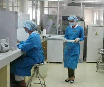 xet nghiem cum ah1h1 tai bv nhiet doi hcm.jpg