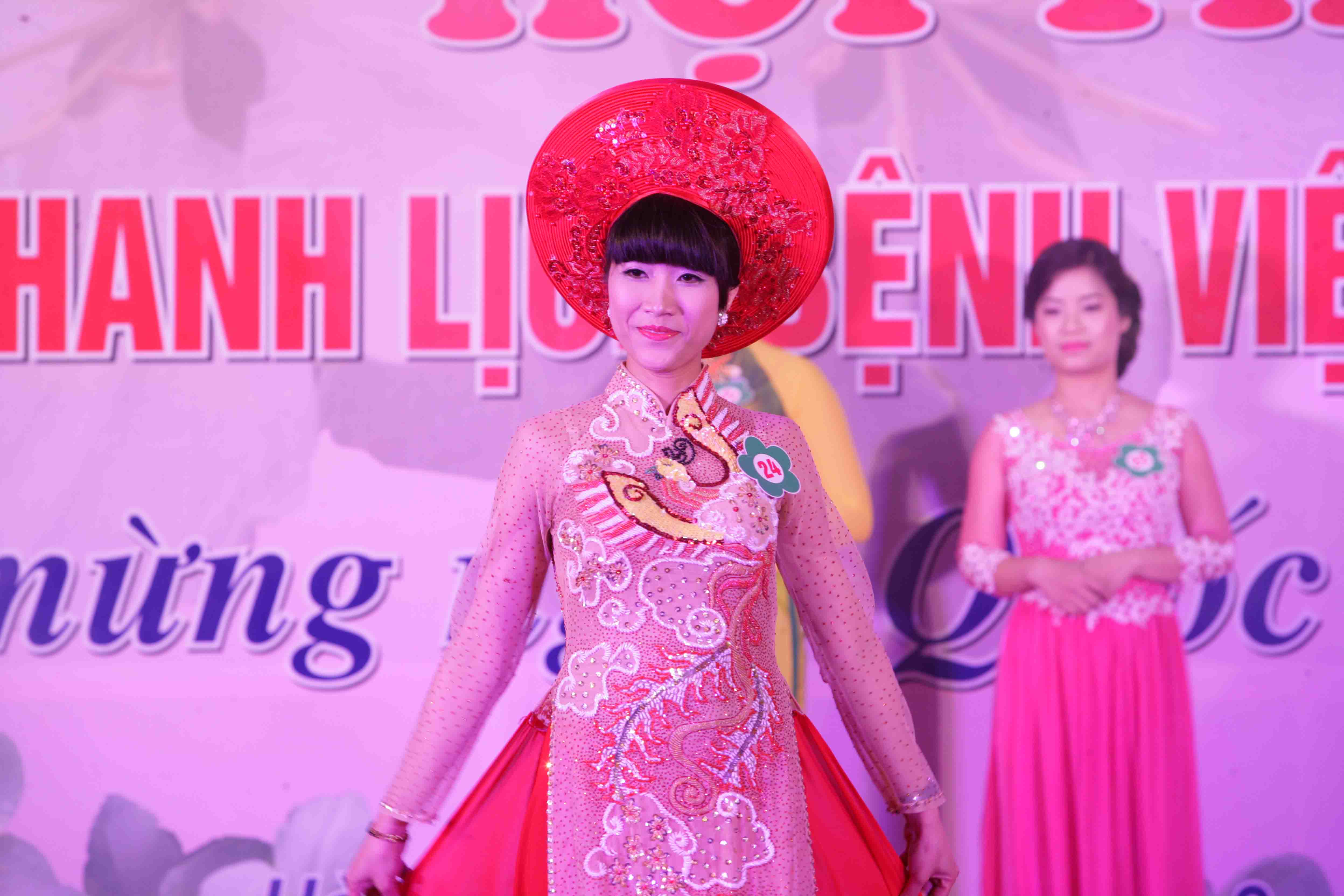 trang_phc_o_di_p_nht.jpg trang_phc_o_di_p_nht.jpg