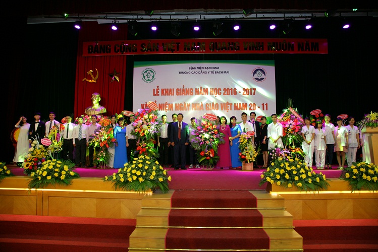 khai-giang-2.jpg - 174.72 kb