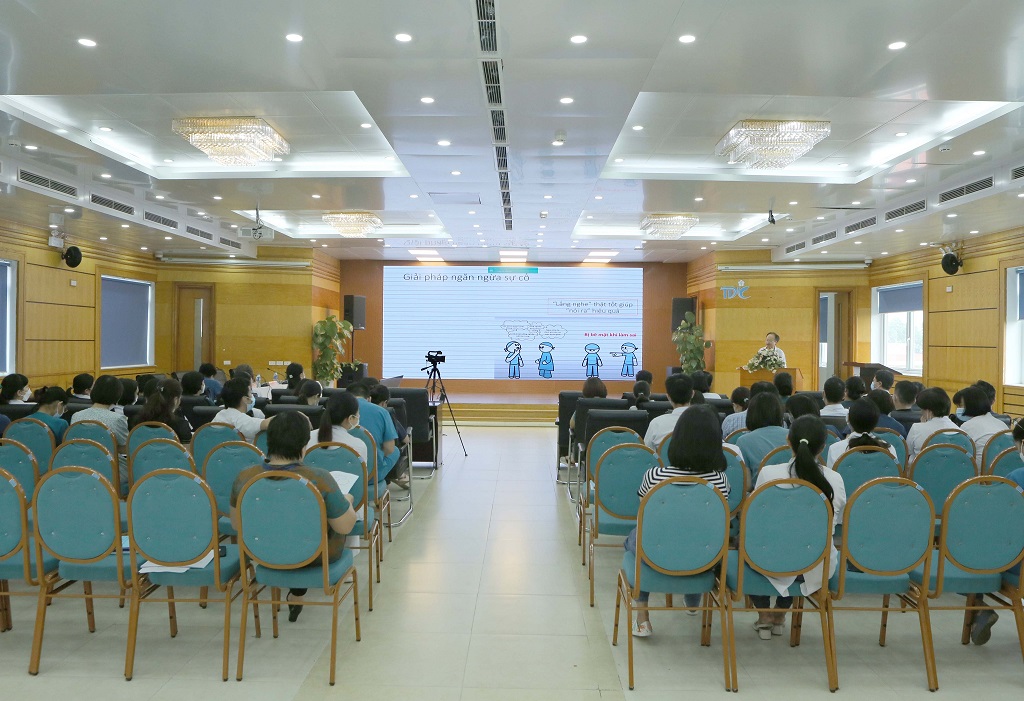 z3757605378190 eeae82900f90bbc3ba30aabfdf860974