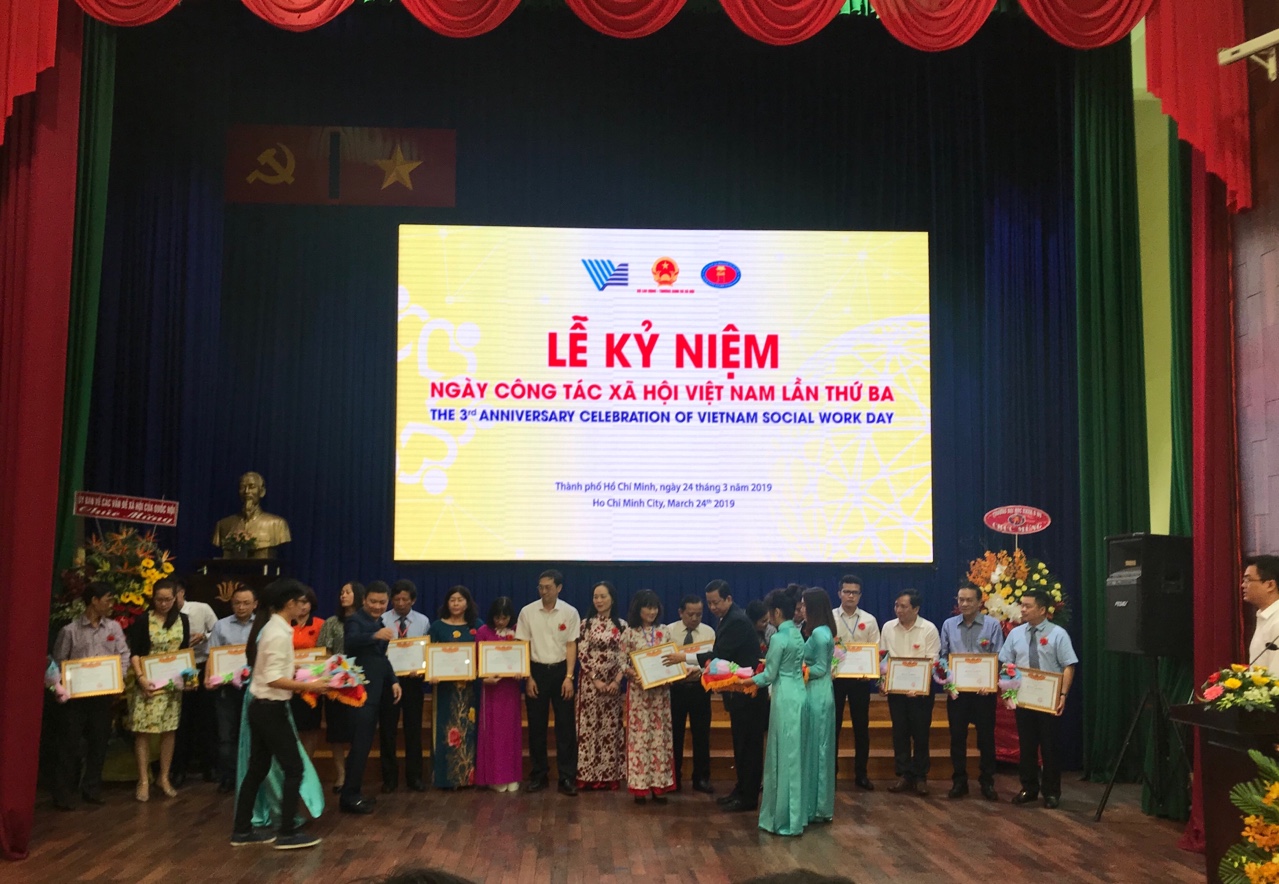 722e1e2050dfb281ebce