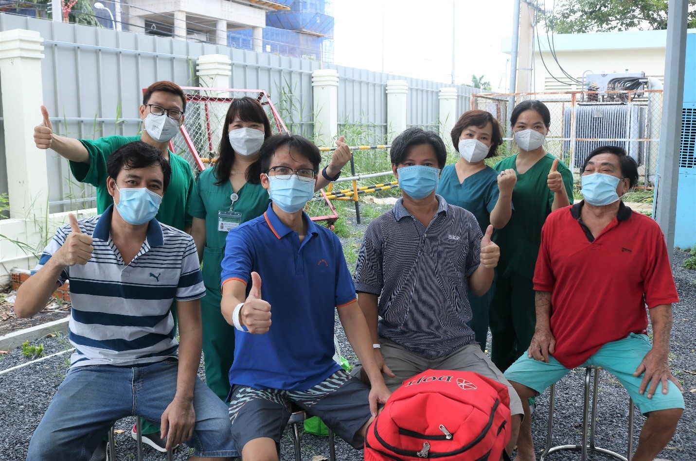 13 benh nhan covid 19 tai trung tam hoi suc tich cuc truc thuoc bvbm duoc xuat vien