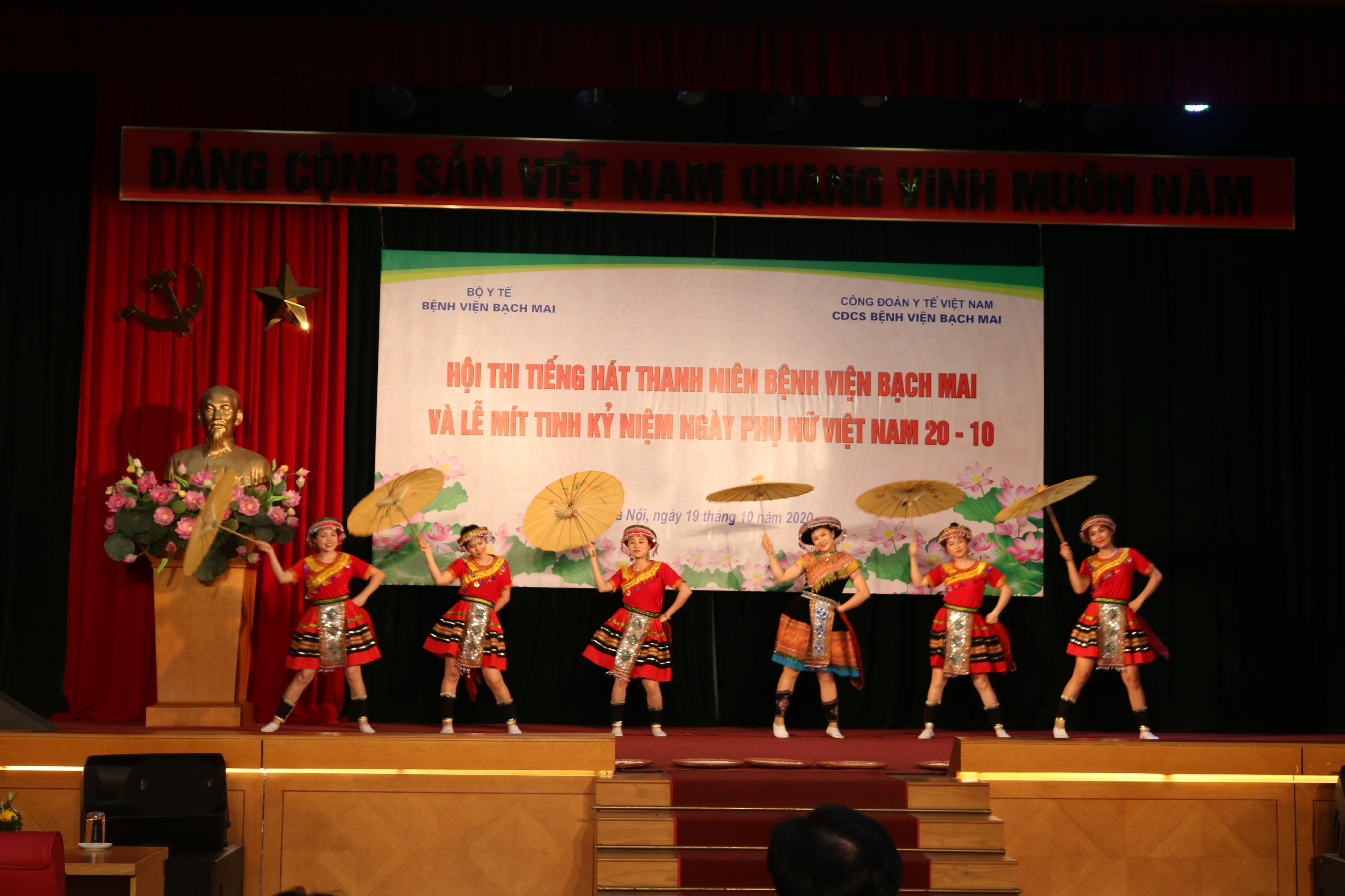 Tieng hat thanh nien