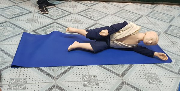 chet oan vi truyen nhau 2 cach so cuu nguoi duoi nuoc pho bien 1