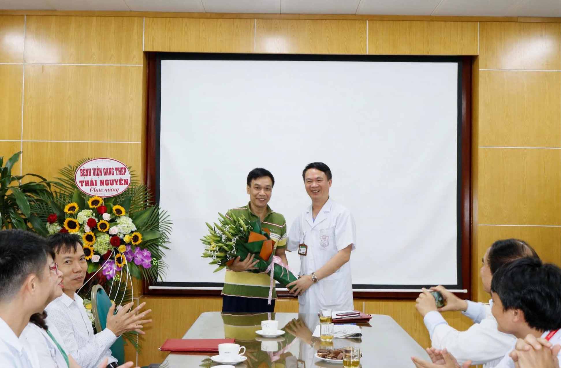 Chia tay BN Luu Thai Nguyen Q3B 10