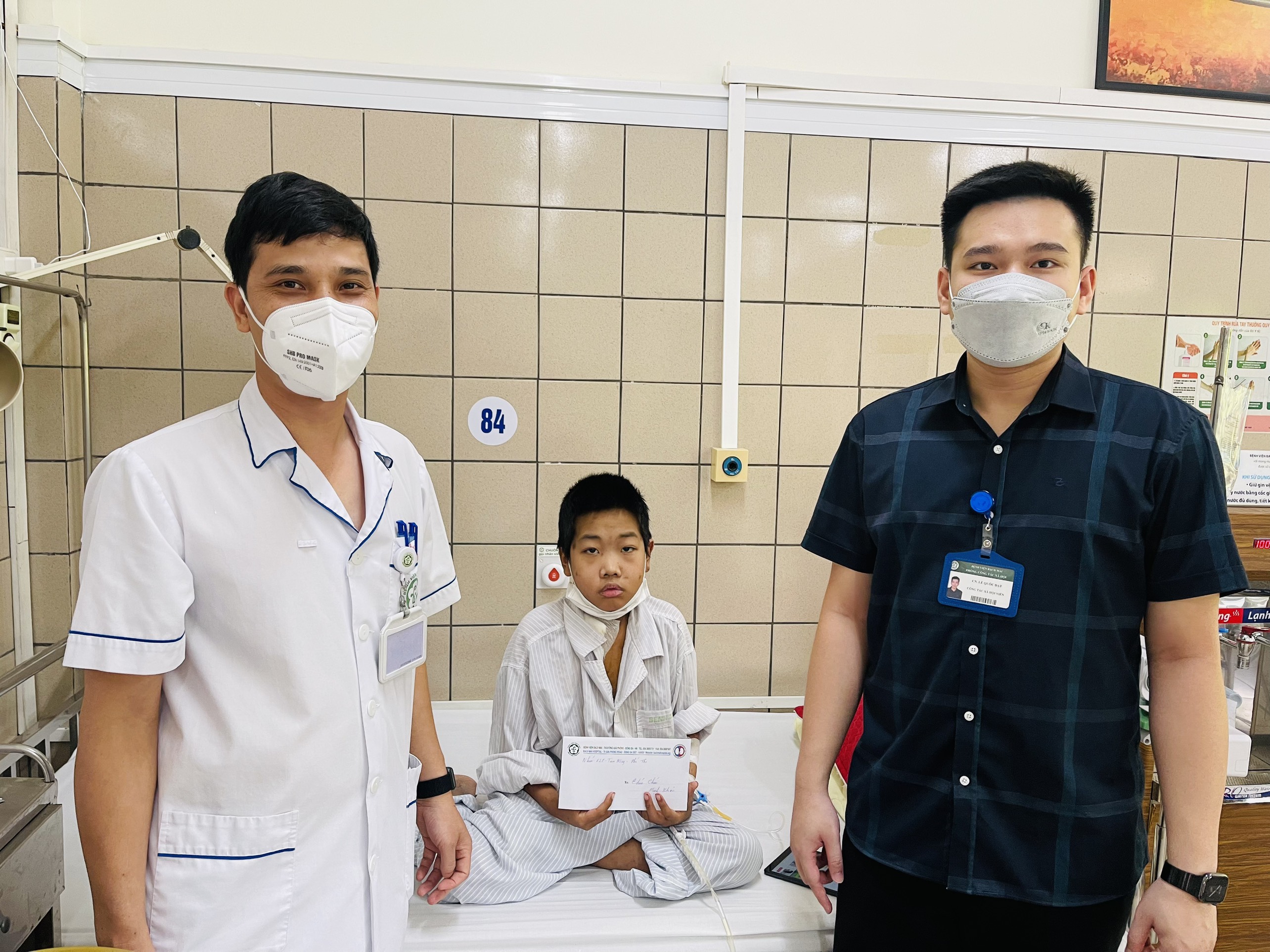 6923480cb51c76422f0d3