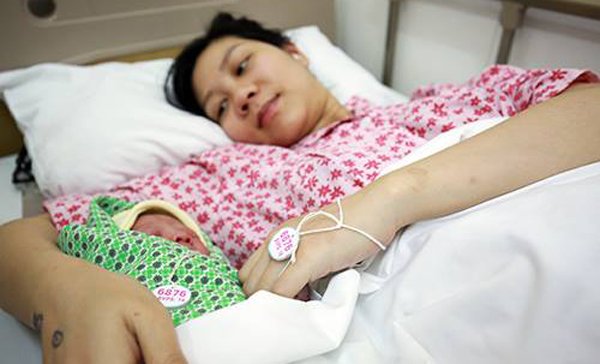 ba me nao cung can biet quy trinh o bv de khong bi trao nham con 2