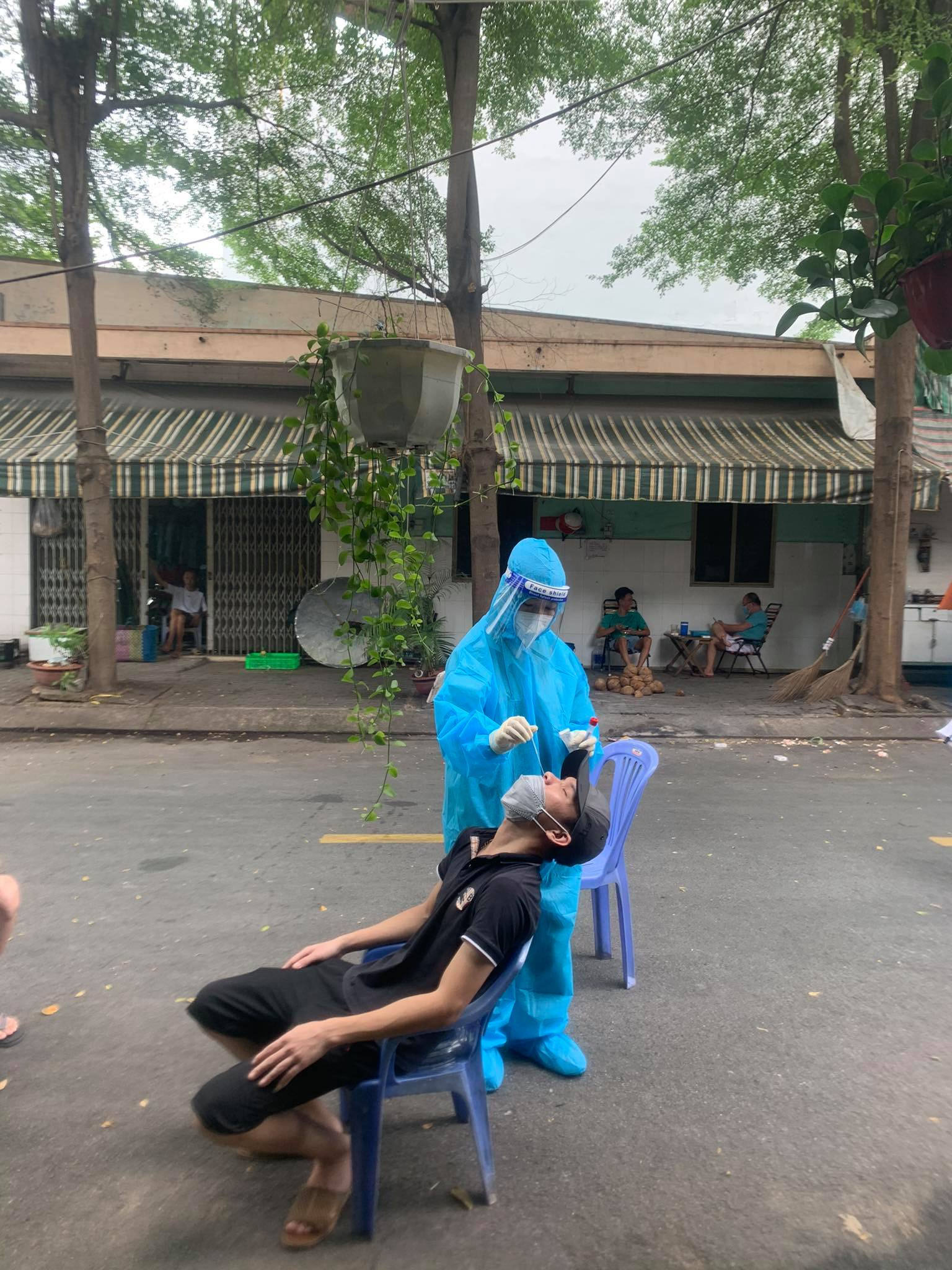 sv xung phong chong dich 3