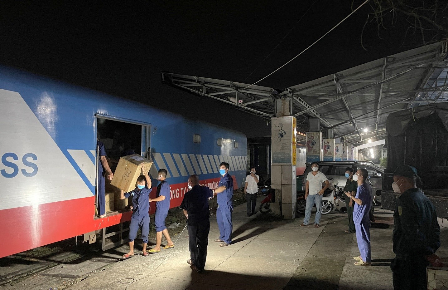 ben trong trung tam hoi suc tich cuc benh vien da chien 16 tphcm10