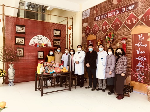 anh Co tham gian hang