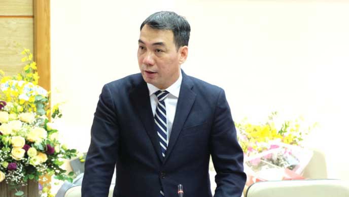 41 15658700490261185399161