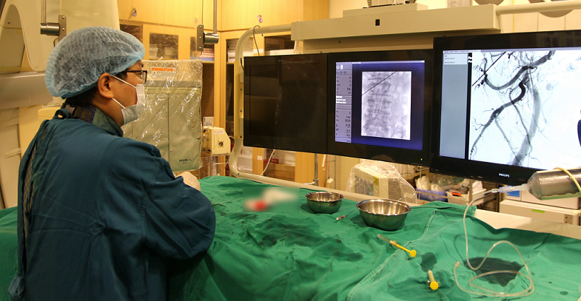 phau thuat nut mach bui tri 4