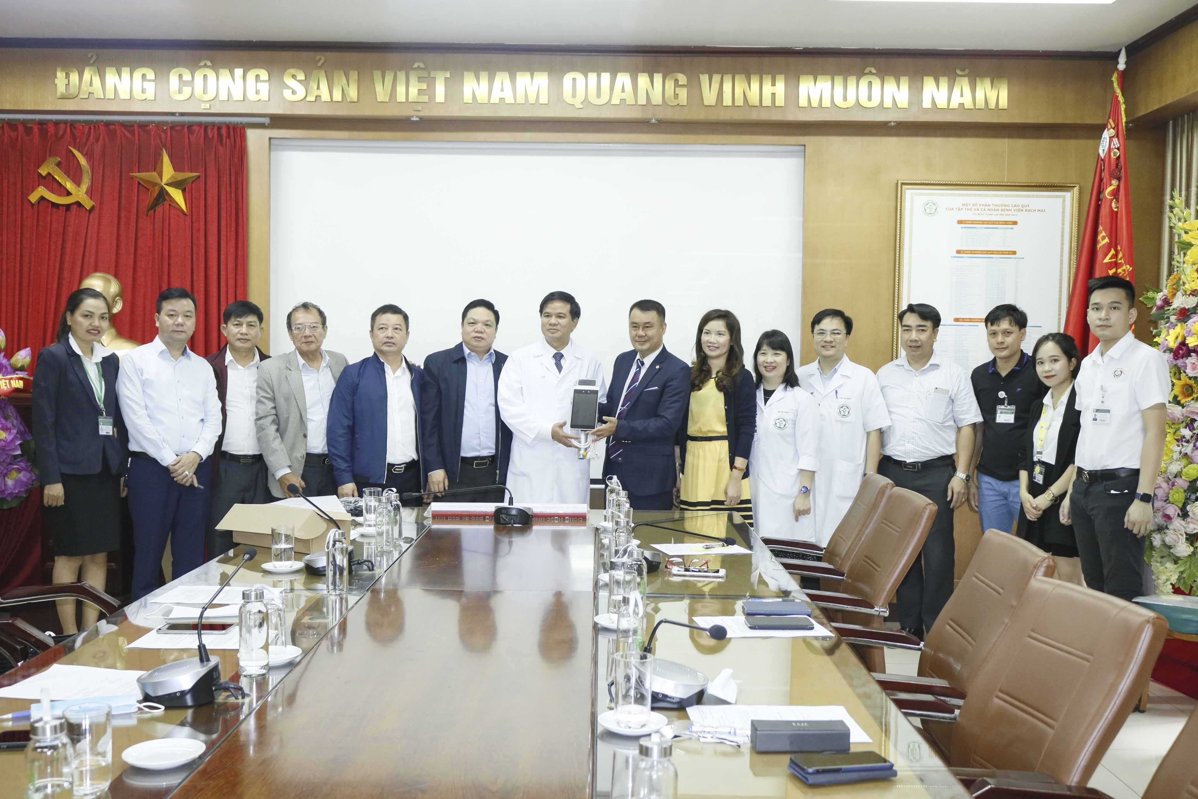 b0396b8d29b3d7ed8ea2 1