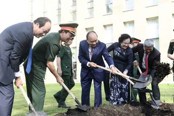 photo 3 1576063513435616654986