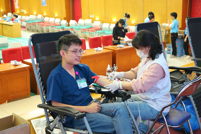 z4036395926803 619597910813ea0eba651d6dad9f5d41