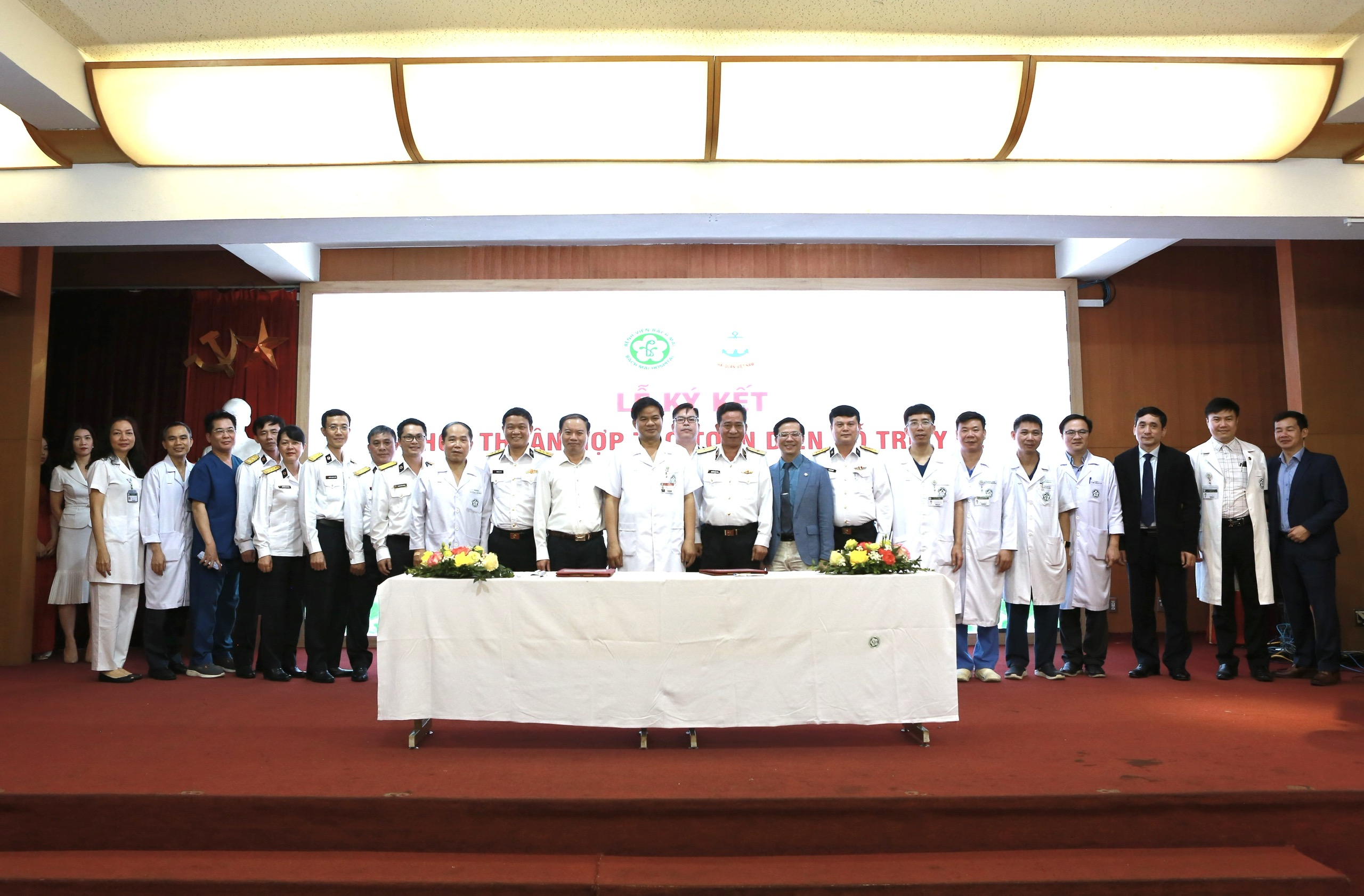 z4202961102630 b636d3bc24cf9f865bc67df547744878