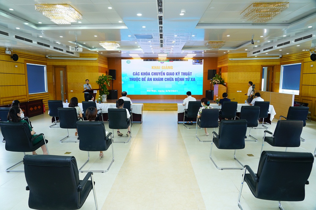 bvbm khai giang khoa dao tao chuyen giao ki thuat thuoc de an kham chua benh tu xa tdc 20212